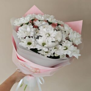 Букет из 5 хризантем кустовых